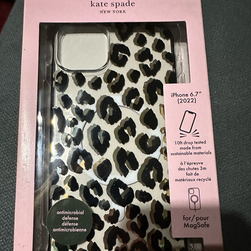 Brand New Kate Spade! IPhone 14 Plus Mag safe case! I bought this by mistake.